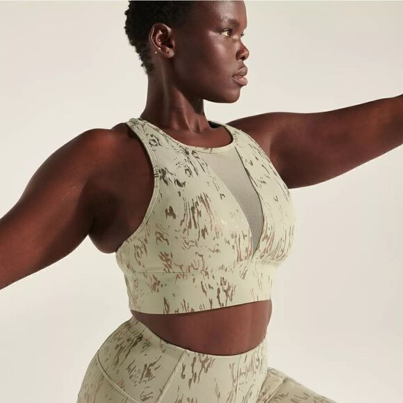 Sweaty Betty x Halle Berry Athena Sports Bra - Picture 1 of 15